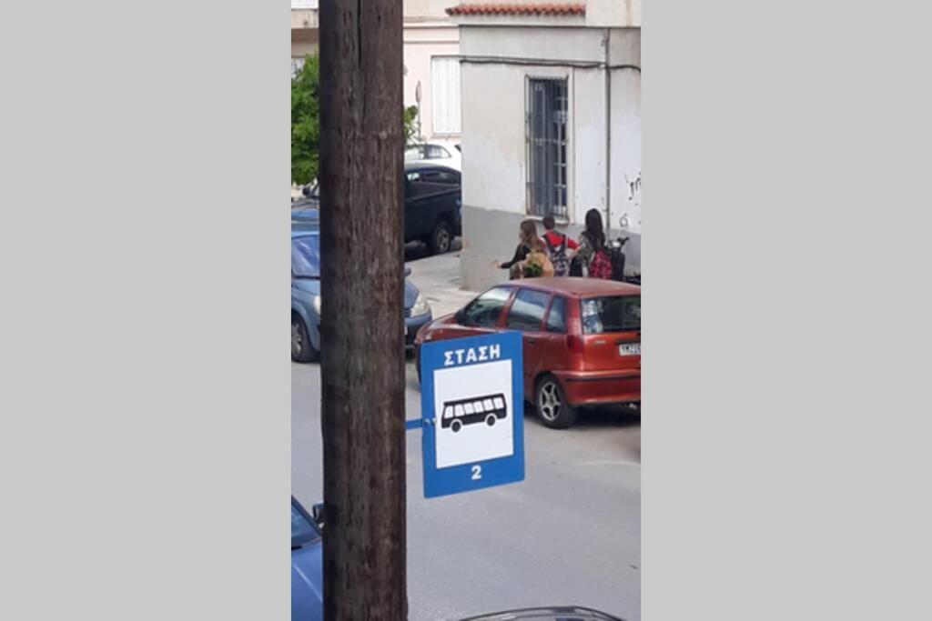 Bilocale - Δίχωρο Διαμέρισμα Δίπλα Στα Ψηλαλώνια Patras Ngoại thất bức ảnh